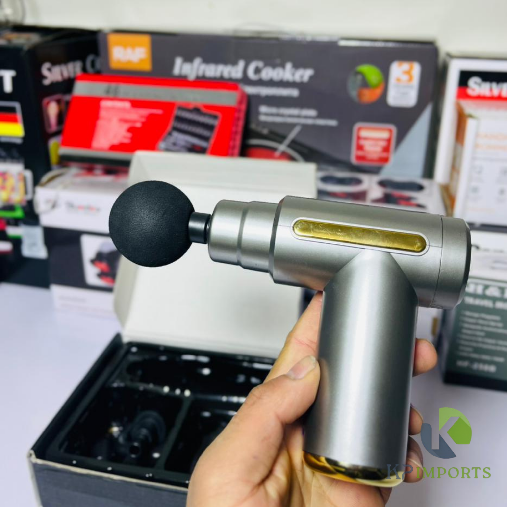 🏋️‍♂️ Mini Massage Gun – Muscle Relief Anywhere, Anytime!
